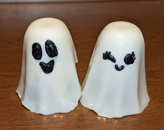 Ghostie Cocoa Bomb